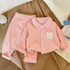 Nuevo conjunto de ropa de casa para niños, pijama de franela a cuadros con dibujos animados de manga larga, conjunto de pijama unisex para bebé con cuello, conjunto de dos piezas