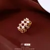 Anel Aberto Larga Flor de Zircônia Banhado a Ouro Real com Design Vazado, Toque de Luxo Leve e High-End, Anel para Dedo Indicador, Joia Versátil de Nicho