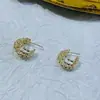 Brincos Vintage Franceses de Argola em C Torcida de Múltiplas Camadas Design Sense Argola de Orelha Torcida Dourada Estilo Frio Brincos Distintivos