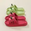 Pantuflas de Dibujos Animados de Manzana Pequeña para Mujer, Suaves de Suela Blanda Antideslizantes de EVA para Interior de Verano, Lindas para Bañarse y Uso en Exteriores