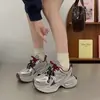Zapatillas Deportivas para Mujer que Aumentan la Altura 2024 Nuevas Otoño Vintage Ligeras de Suela Gruesa Adelgazantes Versátiles Casuales