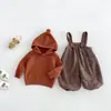 Conjunto de Dos Piezas Dianxi para Bebés y Niños Pequeños: Suéter Grueso con Forro de Felpa, Capucha con Pompón Simple y Overol de Lunares para Niñas en Invierno