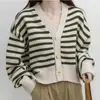 Suéter Listrado de Gola V Estilo Coreano Novo da Primavera Feminino Solto Design Preguiçoso Cardigan Jaqueta Curta Tricotada Versátil
