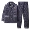 8400 Gris Invierno Talla Extra Grande Set Coral Fleece Tres Capas Engrosado Acolchado Pijama Cálido Ropa de Casa para Hombre