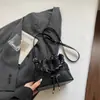 Bolsa Saco Tendência para Mulheres 2026 Primavera Novo Estilo Bolsa Transversal Bolsa de Ombro para o Dia a Dia da Mulher Grande Capacidade