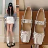 Zapatos Mary Jane de suela blanda estilo francés para mujer, nuevo modelo de verano 2026, adecuados para faldas, zapatos planos cuadrados poco profundos de piel