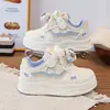 Zapatos de Skate para Niños 2026 Nuevas Llegadas de Primavera Zapatos Deportivos Transpirables para Niños Zapatos Casuales de Caña Baja Estilo Coreano Superficie de Cuero Zapatos Blancos Pequeños