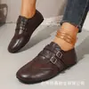 Coleção de outono 2026 transfronteiriça: sapatos femininos de retalhos com estampa de leopardo, sapatos femininos estilo brogue com fivelas duplas retrô e sapatos estilo Birkenstock