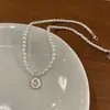 Collar de Perlas con Colgante de Rosa Retro Francés para Mujer, Diseño de Nicho de Lujo Ligero, Cadena para Clavícula de Gama Alta, Cadena para Suéter Tendencia