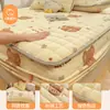 Saia de Cama Acolchoada Estampada em Lã de Leite Conjunto de Três Peças Colchão Cobertura Protetora Plus Veludo Cobertura de Tapete Quente de Inverno Antiderrapante à Prova de Sujeira