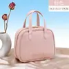Bolsa de Maquiagem de Alto Valor em Formato de Meia-Lua com Armazenamento Dividido, Grande Capacidade, Estilo Ins, Sensação de Luxo, Necessaire com Separação para Seco e Molhado