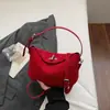 Bolsa de Mão Retro de Luxo para Mulheres, Design de Nicho, Grande Capacidade, Adequada para o Dia a Dia, Bolsa de Ombro Único Transversal, Conjunto de Bolsas Mãe e Filha