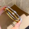 Pulseira fecho retangular com zircônia banhada a ouro 18K real, simples e elegante, joia de nicho de luxo leve de alta qualidade