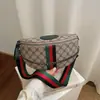 2026 Nova Bolsa Feminina Estilo Coreano Moda Bolsa de Peito Bolsa de Cintura Versátil Bolsa com Alça de Corrente Bolsa de Ombro Único Transversal Pequena Bolsa