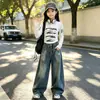 Conjunto de Primavera y Otoño para Niñas 2026 Estilo Coreano Nuevo Conjunto de Camiseta Corta y Jeans para Niños Mayores, Conjunto de Jazz Moderno y Fresco para Primavera y Otoño