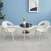 Mesa redonda pequena, conjunto de três cadeiras redondas com design semelhante a vime, conjunto de mesa e cadeiras pequeno de novo estilo, combinação de mesa de chá e cadeira para varanda