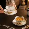 Juego retro y elegante de taza y platillo de café, tazas de té y vasos de agua de cerámica para uso doméstico, tazas elegantes para el té de la tarde