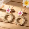 Aretes Florales Hechos a Mano de Rafia Estilo Festivo, Aretes Étnicos de Gama Alta de Nicho, Aretes Únicos y Hermosos al por Mayor