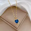 Colar Cruzado Azul Popular de Amor para Mulheres, Temperamento de Luxo Leve, Cheio de Diamantes, Corrente de Clavícula Fashion e Versátil, Aço Titânio Que Não Desbota