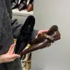 Zapatos de algodón Chuyuji retro de punta cuadrada con forro de felpa para mujer, nuevo estilo otoño e invierno 2026, con aumento interno de altura y tacón grueso estiloso