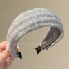 Diadema de Borde Ancho para Otoño e Invierno Estilo Coreano para Mujer Diadema Alta para la Parte Superior de la Cabeza Hace que la Cara Parezca Más Pequeña Sensación de Alta Calidad Pinza para el Cabello Accesorios para el Cabello Antideslizante Pinza para el Cabello Goma para el Cabello