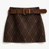 Foto real de la nueva falda de lana retro de estilo coreano para otoño e invierno, de cintura alta, chic, cálida, con estampado de cuadros diagonales, línea A, lápiz, con cinturón