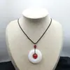 Colar com Fivela de Segurança de Jade Branco Pingente de Contas de Vidro Anti-Jade Hetian Estilo Chinês Pingente de Corrente de Lã Fornecimento de Drenagem ao Vivo
