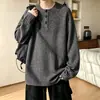 Camisa polo de manga comprida com estilo vintage, old-money, textura de tricô moderna, moletom estilo Henley, peça base de outono masculina, top com colarinho