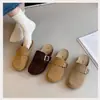 Mules femininas simples estilo Birkenstock retrô, novo modelo outono 2026, com sola grossa, que aumentam a altura, sola macia, versáteis, bico fechado, sapatos para casa