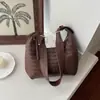 Moda para Mujer Viajes al Trabajo Diseño Sencillo de Nicho Bolso de Hombro Único Bajo el Brazo Personalidad 2026 Bolso de Mujer Bolso de Mano con Textura Tejida