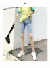 Shorts jeans feminino slim fit, estilo fino de verão 2026, preto de cintura alta emagrecedor moderno de comprimento médio para ciclismo