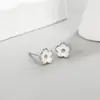 Aretes Pequeños de Flor con Goteo de Aceite para Mujer, Aretes Compactos de Color Contrastante, Nuevos Accesorios Florales para Orejas 2022