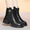 Botas de Moda Versáteis Chunky para Mulheres (Dropshipping), Botas Martinas de Salto Médio com Solado Grosso, Botas de Cano Curto Forradas com Lã para Outono e Inverno