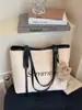 Bolso de Paja Tejida para Vacaciones en la Playa para Mujeres 2025 Nuevo Popular de Gran Capacidad Bolso de Hombro Moderno Bolso Tote de Moda para el Trabajo