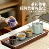 Productos Culturales y Creativos de la Ciudad Prohibida: Un juego de cinco famosas teteras de estilo horno, perfectas como regalo para el Festival de Medio Otoño para maestros y ancianos, o como regalo corporativo.
