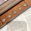 Nuevo Producto de Xiaohongshu: Pulsera de Brújula de Estrella de Ocho Puntas de Marca D de Gama Alta para Mujer, Diseño de Nácar y Ágata, Joyería de Lujo Apilable