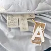 Faldón de cama acolchado a prueba de agua y orina de soja, 100% algodón, Clase A, cubrecama acolchado de encaje de una pieza, juego de tres piezas antideslizante, funda antipolvo