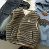 Conjunto Outono e Inverno para Meninos Bebê 2026 Plus Fleece Espessado Novo Estilo Moletom com Capuz Conjunto de Calça Jeans com Colete Infantil