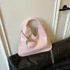Bolsa de Braço de Luxo Feminina 2025 Nova Textura Moda Feminina Versátil Design de Nicho Celebridade da Internet Bolsa de Ombro de Mão