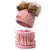 Gorro de lana para niños de pelo real de mapache, gorro con dos pompónes, conjunto de bufanda de dos piezas, gorro de punto nuevo, juego de cuello acolchado con terciopelo
