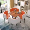 Mesa e Cadeira de Recepção Negociação Casual para 4 Pessoas Café Loja de Chá com Leite Sobremesas Mesa Redonda Pequena Casual Criativa