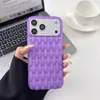 Capa de Celular com Padrão Torcido e Grande Furo para Dissipação de Calor Compatível com Apple 17PROMAX Personalidade da Moda 13/14 Transparente Fosco 11