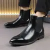 Sapatos Masculinos de Couro Slip-On Tamanho Grande Transfronteiriços Outono e Inverno 2024 Novas Botas Chelsea Masculinas Tamanho Grande 46 Botas Masculinas