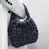 Saco de Algodão para Enchimento de Lã Islandesa Super Espessa DIY Gaze de Lã Bolsa de Mão Mensageiro Feita à Mão Tricotada à Mão Estilo Coreano Tendência