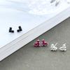 2026 Aretes Estudiantiles Estilo Nuevo Aguja de Plata Forma de Corazón Diamante Brillante Rojo Blanco Negro Joyería Aretes para Niñas Aro Encaje Simple
