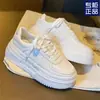 Zapatos Blancos de Suela Gruesa para Mujer 2025 Nuevo Ins Tendencia Otoño Versátiles Zapatos de Plataforma Ligeros Casual Deportes Aumento Interno de Altura Zapatos de Mujer