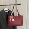 Bolsa Casual de Design Retrô de Nicho Moda Primavera 2026 Bolsa de Ombro de Grande Capacidade Bolsa Tote Tendência Personalizada