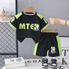Conjunto de Verão para Meninos 2026 Novo Estilo Infantil Manga Curta Tendência Bebê Verão Gola Redonda Roupa Conjunto de Duas Peças
