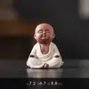 Figura de monje de arcilla púrpura estilo Zen chino, personaje de cerámica, monje pequeño lindo estilo budista, decoración de mesa de té