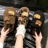Lindas Pantuflas de Lana de Cordero Baotou de Gato para Mujer para Exterior 2024 Nuevo Otoño e Invierno Fondo Grueso Cálidas Pantuflas de Algodón Slip-on